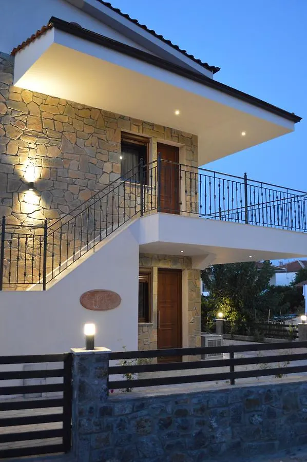 Stone Suites Pefkochori